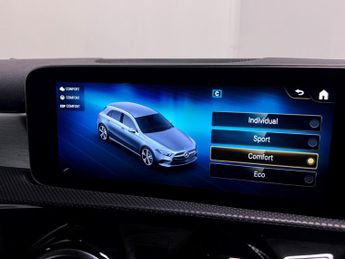 Mercedes-Benz A Class 1.3 A200 AMG Line (Executive) Hatchback 5dr Petrol 7G-DCT Euro 6