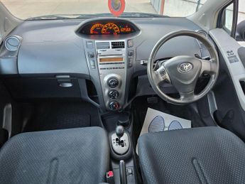 Toyota Yaris 1.33 Dual VVT-i TR MultiMode Euro 4 (s/s) 5dr