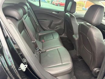 Vauxhall Astra 1.4i Turbo Elite Nav Auto Euro 6 (s/s) 5dr