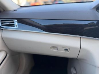 Mercedes-Benz E Class 2.1 E220 BlueTEC SE G-Tronic+ Euro 6 (s/s) 4dr