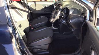 Nissan Note 1.6 16V Tekna Auto Euro 4 5dr