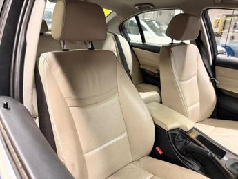 BMW 3 Series 2.0 318d Exclusive Edition Euro 5 (s/s) 4dr