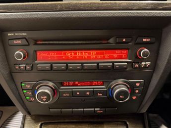 BMW 3 Series 2.0 318d Exclusive Edition Euro 5 (s/s) 4dr