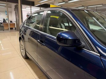 BMW 3 Series 2.0 318d Exclusive Edition Euro 5 (s/s) 4dr
