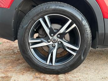 Volvo XC40 2.0 D3 R-Design Auto AWD Euro 6 (s/s) 5dr