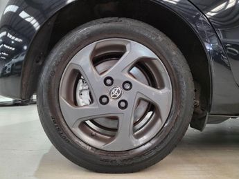 Toyota Yaris 1.5 VVT-h Icon E-CVT Euro 6 5dr
