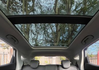 MG MG ZS 44.5kWh Exclusive Auto 5dr