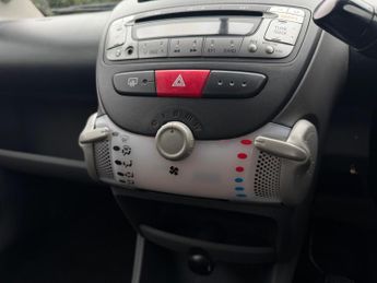Toyota AYGO 1.0 VVT-i Go Euro 5 3dr
