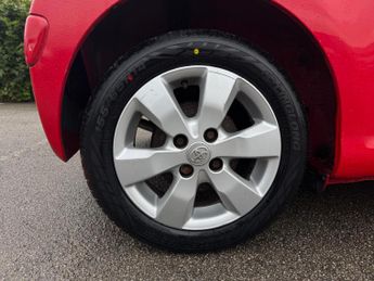 Toyota AYGO 1.0 VVT-i Go Euro 5 3dr