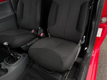 Toyota AYGO 1.0 VVT-i Go Euro 5 3dr