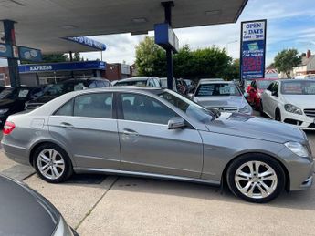Mercedes-Benz E Class 3.0 E350 CDI V6 BlueEfficiency Avantgarde G-Tronic Euro 5 4dr
