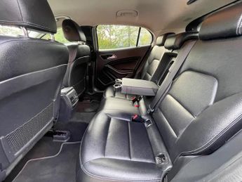 Mercedes-Benz GLA 2.1 GLA200d Sport (Executive) Euro 6 (s/s) 5dr