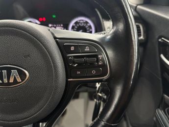 Kia Niro 1.6h GDi 3 DCT Euro 6 (s/s) 5dr ( 16in Alloy)