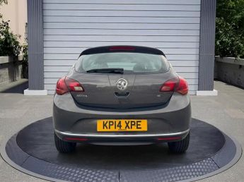 Vauxhall Astra 1.6 16v SRi Auto Euro 5 5dr