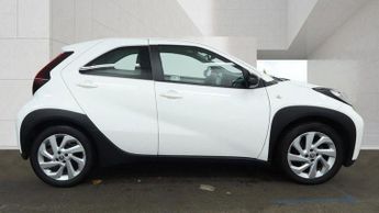 Toyota Aygo X 1.0 VVT-i Pure x-shift Euro 6 (s/s) 5dr