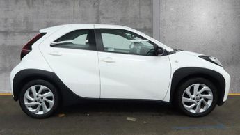 Toyota Aygo X 1.0 VVT-i Pure x-shift Euro 6 (s/s) 5dr