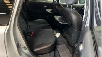 Nissan Note 1.6 16V Tekna Auto Euro 4 5dr