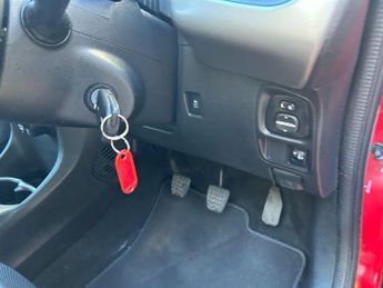 Toyota AYGO 1.0 VVT-i x-play Euro 6 5dr