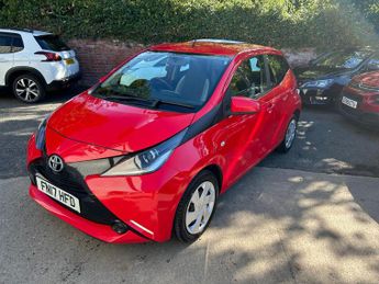 Toyota AYGO 1.0 VVT-i x-play Euro 6 5dr