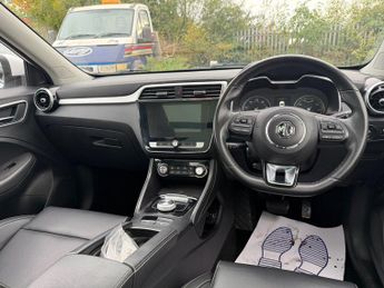 MG MG ZS 44.5kWh Exclusive Auto 5dr