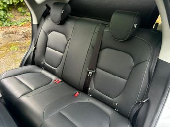 MG MG ZS 44.5kWh Exclusive Auto 5dr