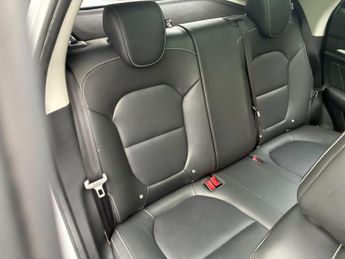 MG MG ZS 44.5kWh Exclusive Auto 5dr
