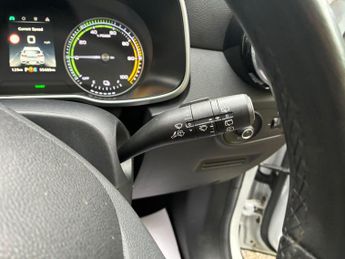 MG MG ZS 44.5kWh Exclusive Auto 5dr