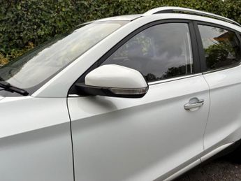 MG MG ZS 44.5kWh Exclusive Auto 5dr