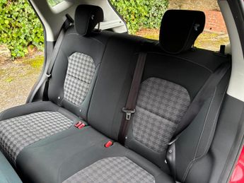 MG MG ZS 44.5kWh Excite Auto 5dr