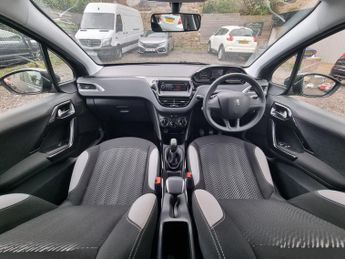 Peugeot 2008 1.2 VTi PureTech Access+ Euro 5 5dr
