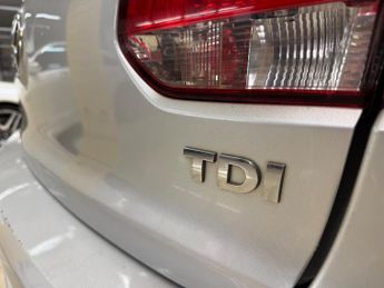 Volkswagen Golf 1.6 TDI S Euro 5 5dr
