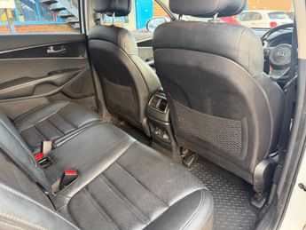 Kia Sorento 2.2 CRDi KX-2 Auto AWD Euro 6 (s/s) 5dr