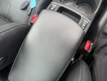 Nissan Qashqai 1.6 dCi Tekna XTRON 2WD Euro 6 (s/s) 5dr