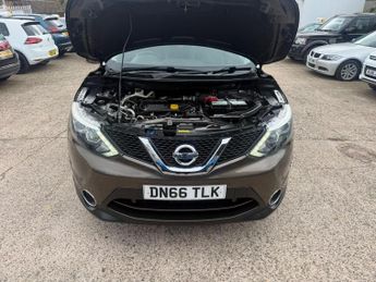 Nissan Qashqai 1.6 dCi Tekna XTRON 2WD Euro 6 (s/s) 5dr