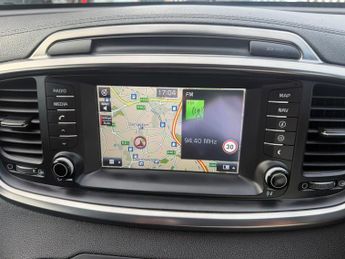 Kia Sorento 2.2 CRDi KX-2 Auto AWD Euro 6 (s/s) 5dr