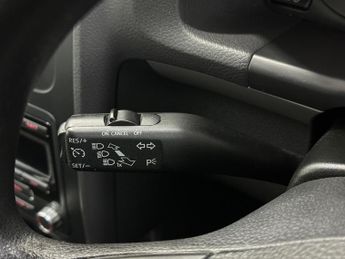 Volkswagen Touran 1.6 TDI BlueMotion Tech S DSG Euro 5 (s/s) 5dr