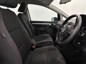 Volkswagen Touran 1.6 TDI BlueMotion Tech S DSG Euro 5 (s/s) 5dr
