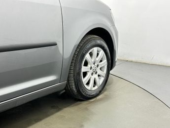 Volkswagen Touran 1.6 TDI BlueMotion Tech S DSG Euro 5 (s/s) 5dr
