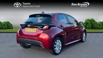 Toyota Yaris 1.5 VVT-h Icon Hatchback 5dr Petrol Hybrid E-CVT Euro 6 (s/s) (1
