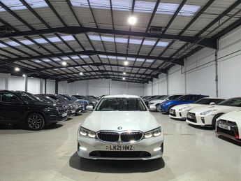BMW 3 Series 2.0 330e 12kWh SE Pro Auto Euro 6 (s/s) 4dr
