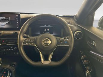 Nissan Juke 1.6 Tekna SUV 5dr Petrol Hybrid Auto Euro 6 (143 ps)