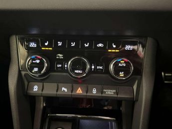 Skoda Karoq 1.5 TSI ACT SportLine SUV 5dr Petrol DSG Euro 6 (s/s) (150 ps)