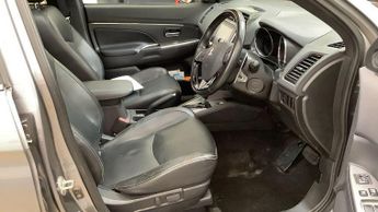 Mitsubishi ASX 2.0 MIVEC Exceed CVT 4WD Euro 6 (s/s) 5dr