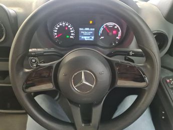 Mercedes-Benz eSprinter 55kWh Progressive Auto FWD L2 H2 5dr 20kW Charger