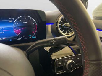 Mercedes-Benz A Class 1.3 A200h MHEV AMG Line (Premium Plus) Hatchback 5dr Petrol Hybr