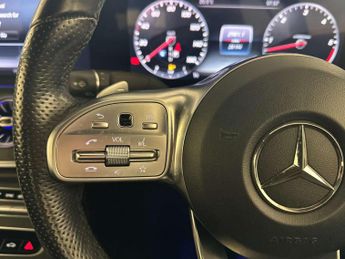 Mercedes-Benz E Class 2.9 E400d AMG Line (Premium) Cabriolet 2dr Diesel G-Tronic+ 4MAT