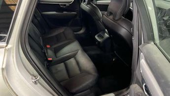 VOLVO V90 2.0 D4 Momentum Estate 5dr Diesel Auto Euro 6 (s/s) (190 ps) **F
