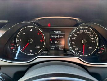 AUDI A4 2.0 TDI S line Saloon 4dr Diesel S Tronic quattro Euro 5 (s/s) (