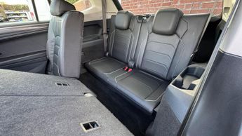 Volkswagen Tiguan Allspace 2.0 TDI SEL SUV 5dr Diesel DSG 4Motion Euro 6 (s/s) (150 ps)