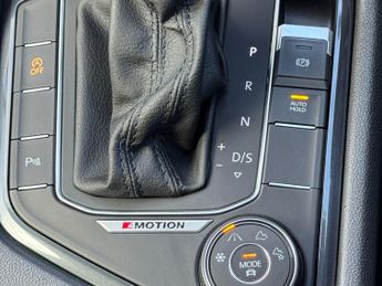 Volkswagen Tiguan Allspace 2.0 TDI SEL SUV 5dr Diesel DSG 4Motion Euro 6 (s/s) (150 ps)